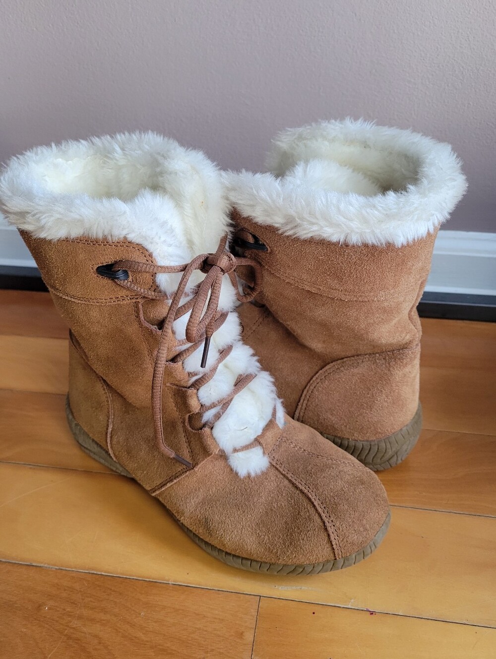 Style & Co. Casual Brown Suede lace-up Winter Boots 7M White Faux-Fur Lace Up - Picture 2 of 10